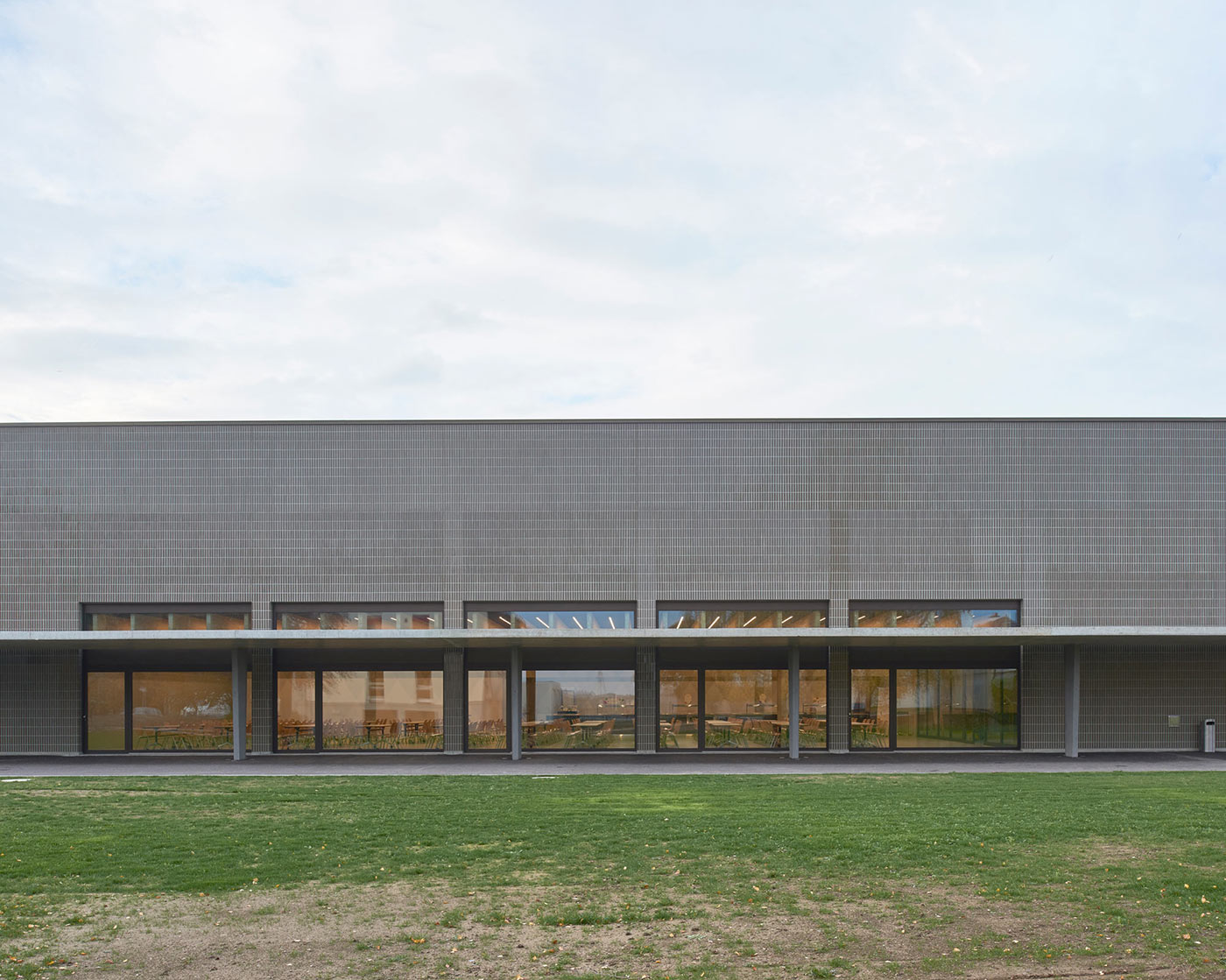 Crassier – Restaurant et bibliothèque/médiathèque scolair